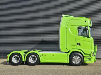 S770 V8 / 6X4 / FULL AIR / RETARDER /